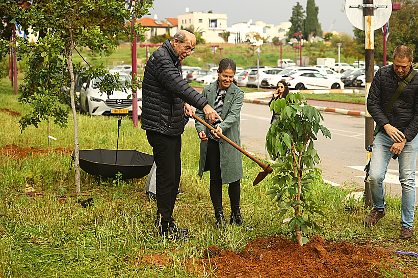 נטיעת חורשת עוטף ישראל באוניברסיטת בר-אילן