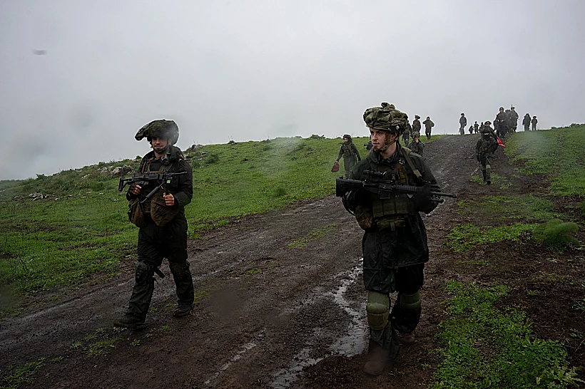הלוחמים במהלך אימון בצפון חרבות ברזל צה"ל