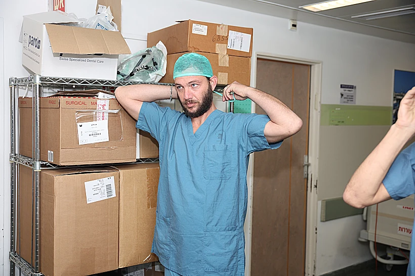 עוז זהבי, בית החולים איכילוב