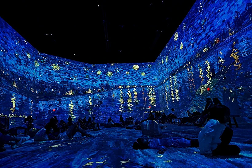 התערוכה של ואן גוך