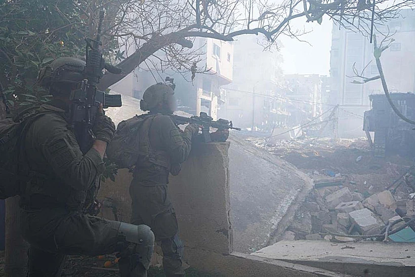 כוחות צה"ל פועלים ברצועת עזה חרבות ברזל