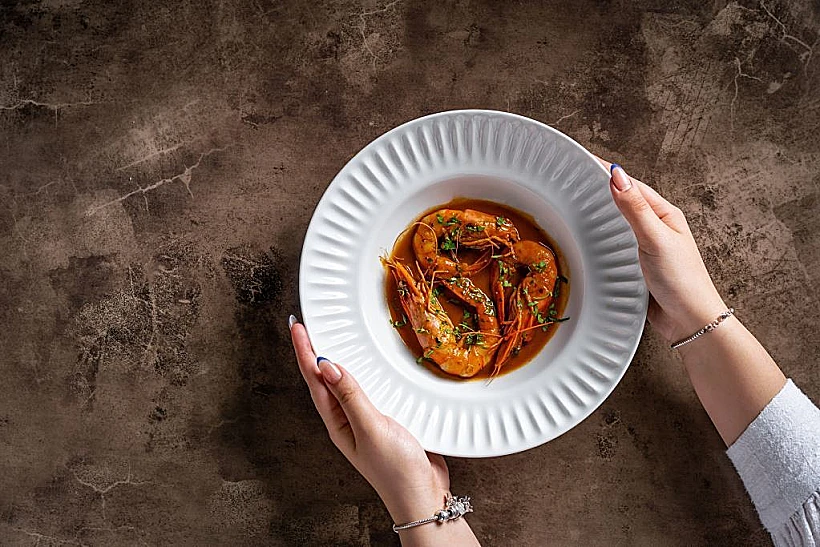 שרימפס בחריימה, מסעדה סנטה