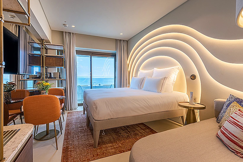 Brown Hotels / Elastic Architects / © Pygmalion Karatzas