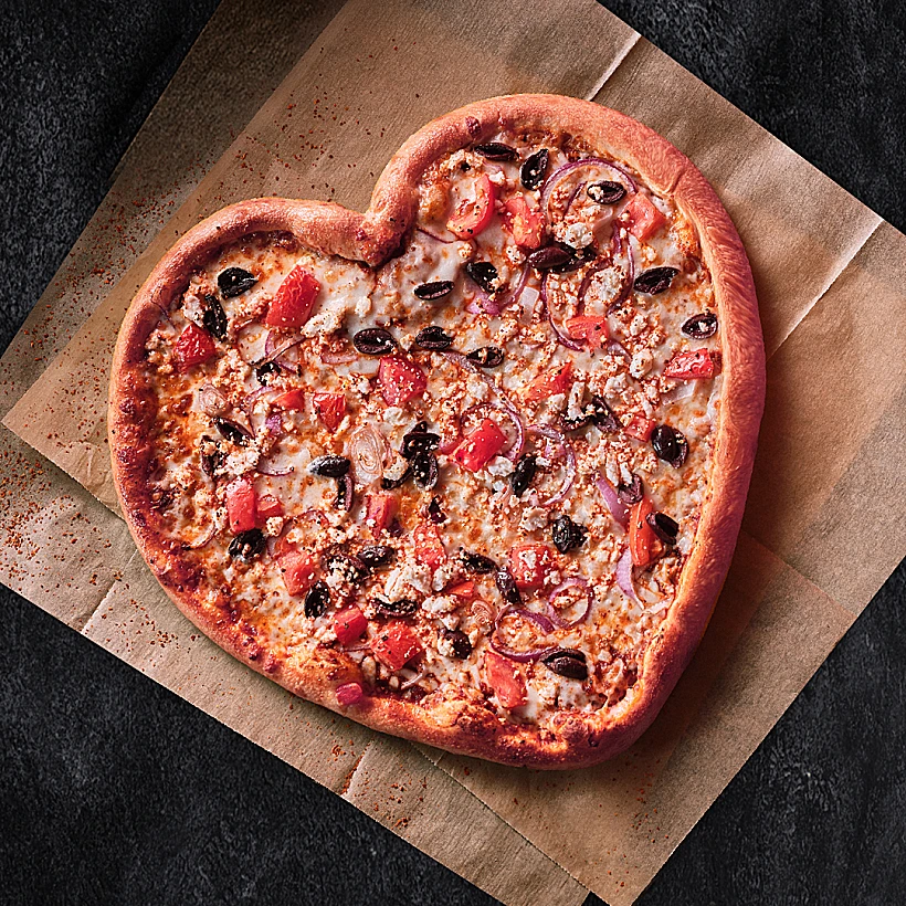 פיצה ב לוונלנייטנ'ס דיי של דומינוס