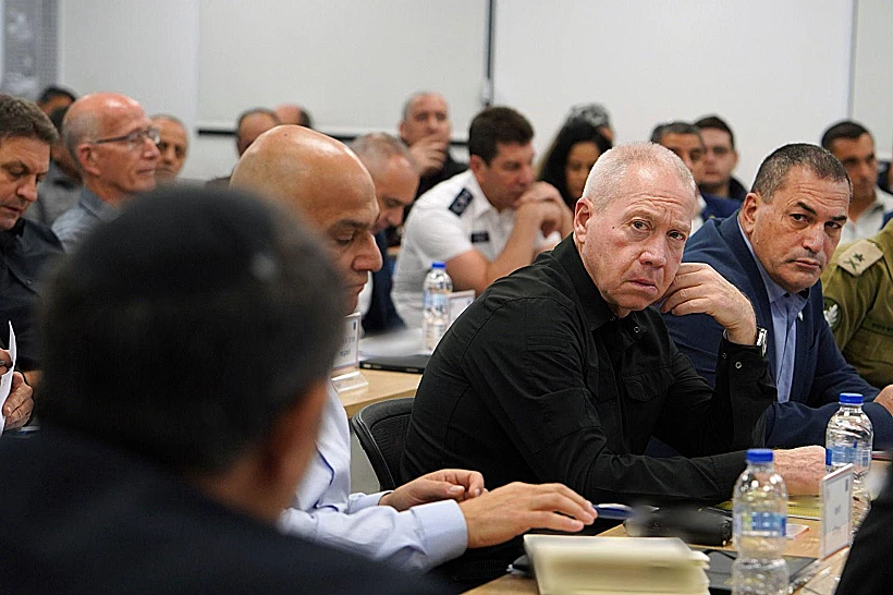 שר הביטחון גלנט בתרגיל של ועדת המשק לשעת חירום לתרחיש מלחמה בצפון