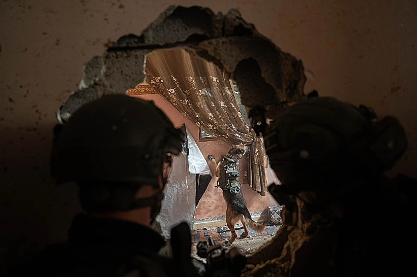 פעילות לוחמי צה"ל ברצועה עזה חרבות ברזל