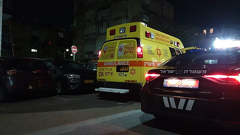 אמבולנס, מד"א, פצועה, בת ים, רצח