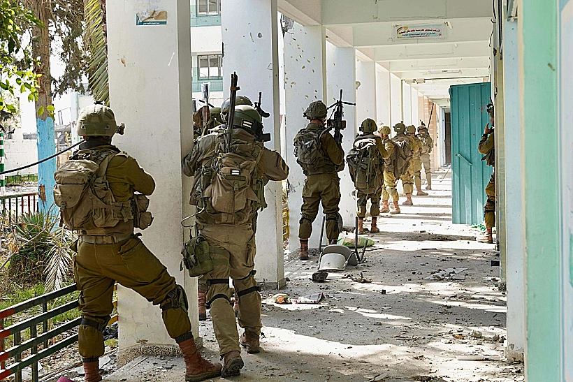 ראשית גנרי חיילים לוחמים