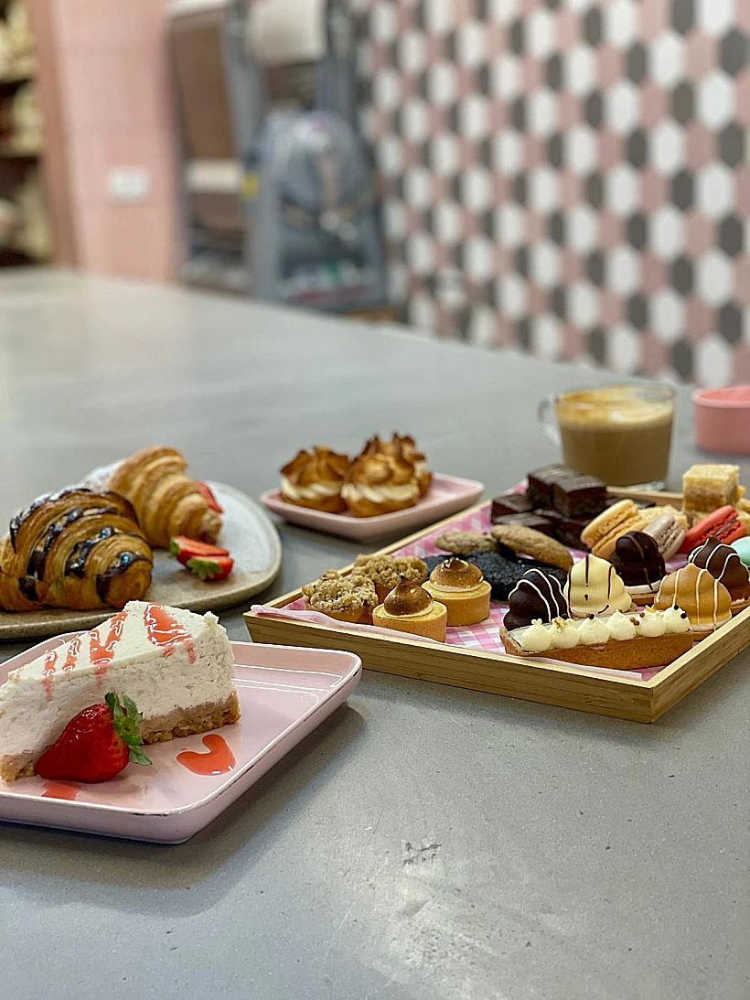 נינה קונדיטוריה