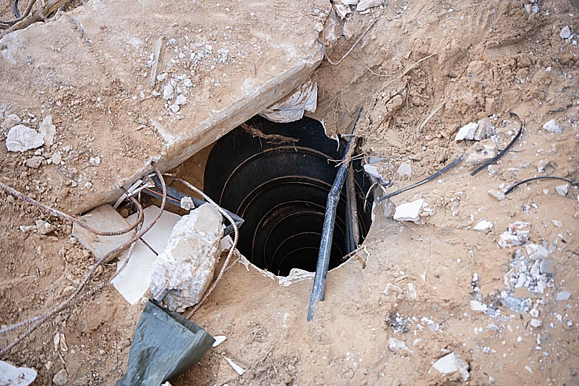 פיר המנהרה שאותרה חמאס צה"ל רצועת עזה חרבות ברזל