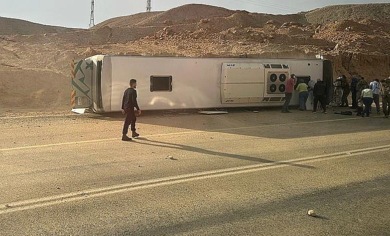 האוטובוס שהתהפך בכביש 90