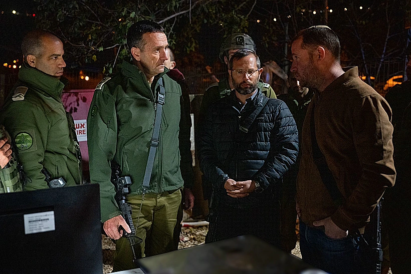 הרמטכ"ל הרצי הלוי בזירת הפיגוע בעלי