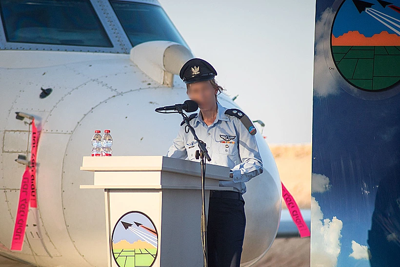 סא"ל ג', תמונה למפקדת בסיס עובדה