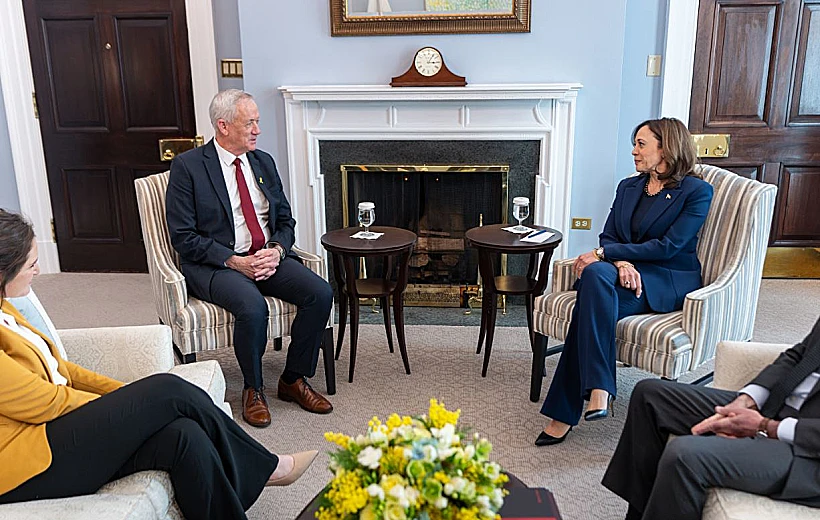 השר בני גנץ עם סגנית נשיא ארה"ב קמלה האריס