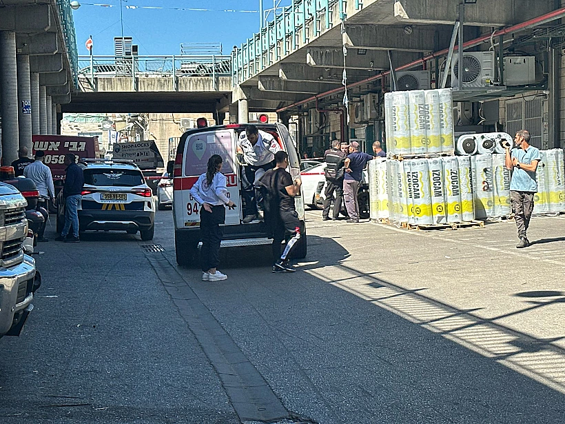 זירת ניסיון הרצח במוסך בחולון