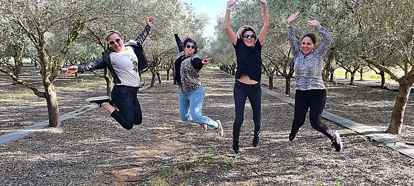 מועדון בְּשְׁבִילֵך