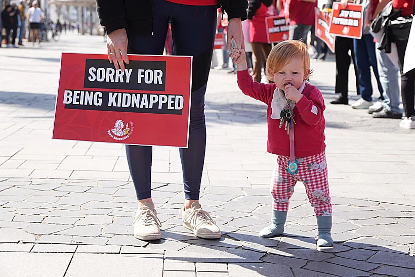 שרשרת נשים למען החטופות