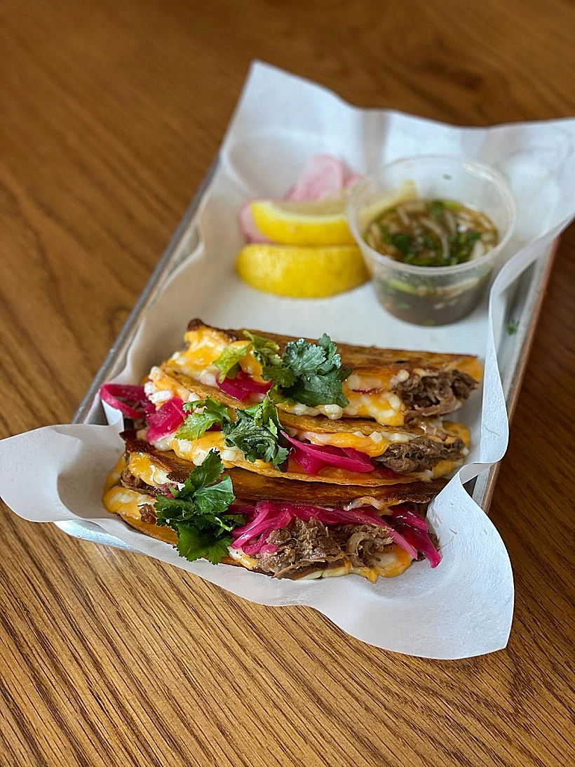 רפידוס, בירייה טאקוס