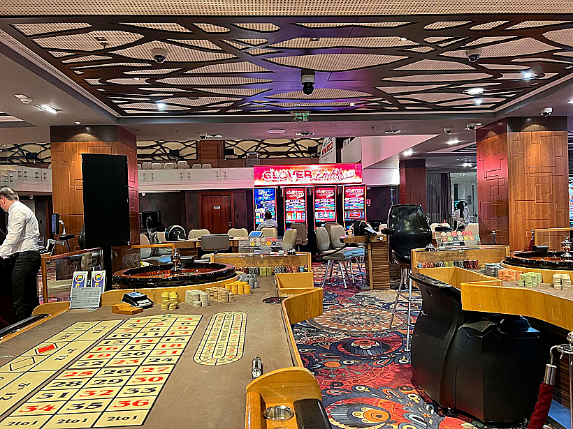 קזינו במלון אינטרנשיונל גולדן סאנדס בבולגריה