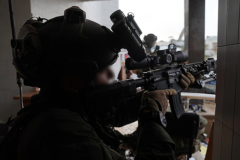 כוחות שייטת 13 בביה"ח שיפא בעזה