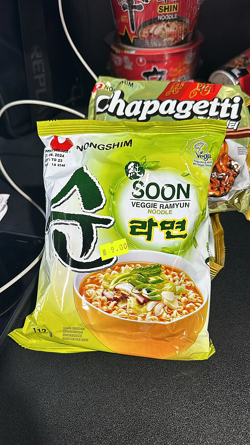 ראמן טבעוני של נונגשים