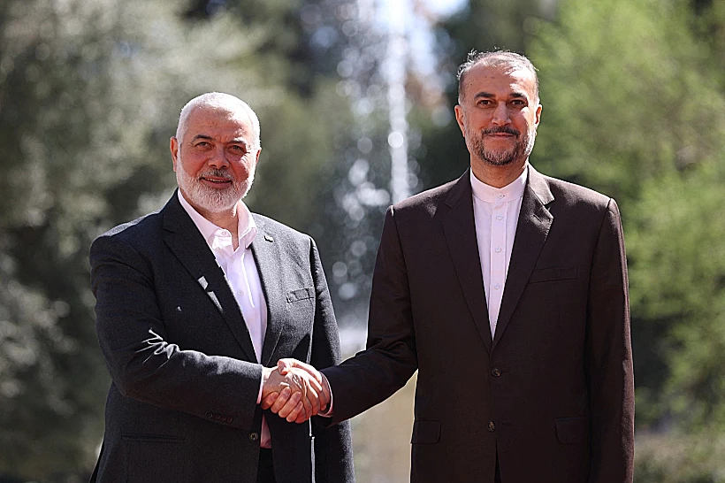 הנייה עם שר החוץ האיראני חוסיין אמיר עבד א-להיאן