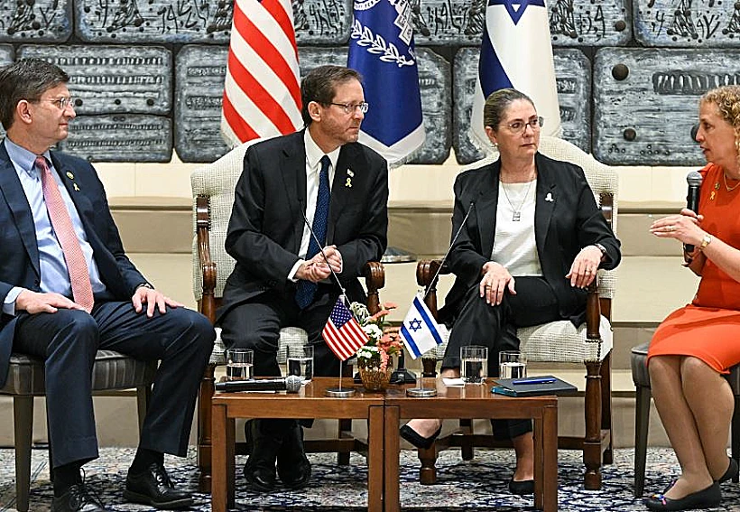 הרצוג בפגישה עם חברי קונגרס דמוקרטים