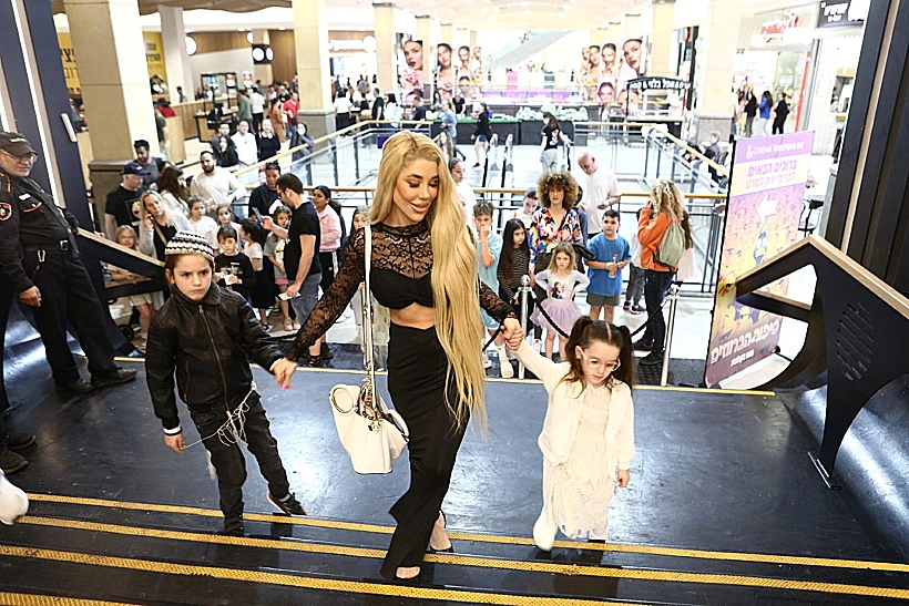 סתיו קצין והילדים