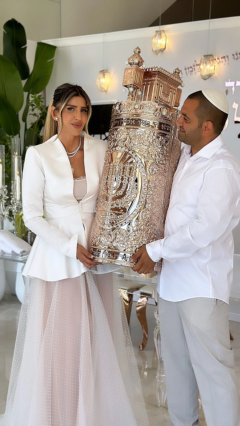 עינב בובליל ובעלה אלי