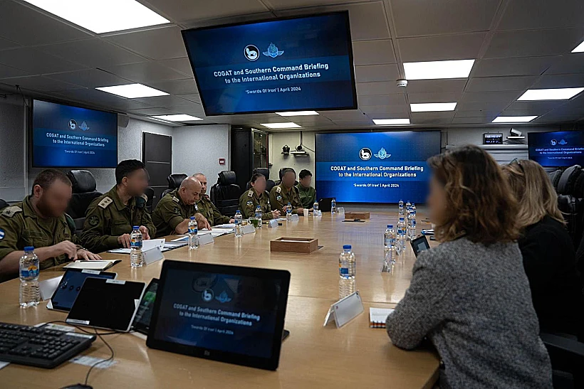 אלוף פיקוד הדרום והמתפ"ש בפגישה עם ארגוני הסיוע הבינלאומיים