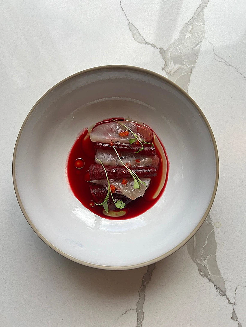 מסעדת נינה, סשימי דג ים בוויניגרט סלק