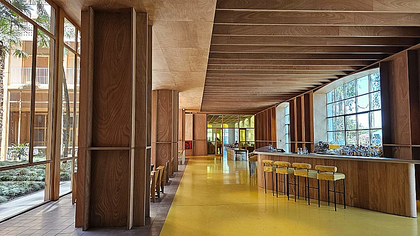 מלון ROOMS בטומי