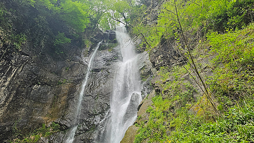 מפלי Makhuntseti