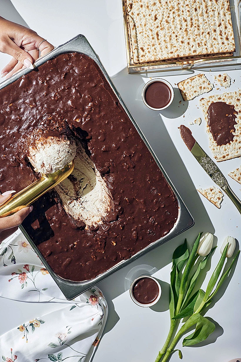 גלידת מצה עם שוקולד של גולדה