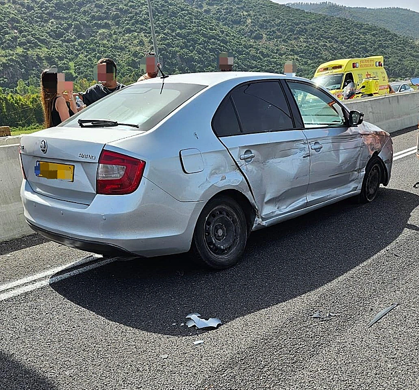 תאונה בכביש 75