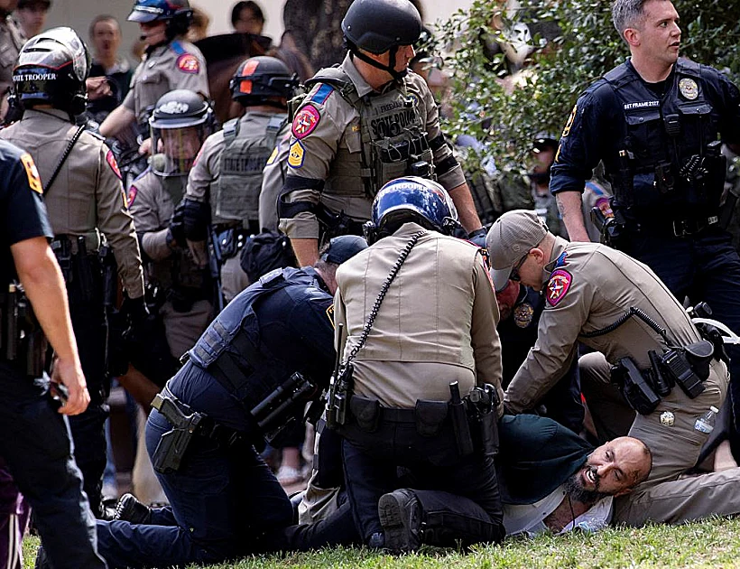 עימותים ועצורים בטקסס