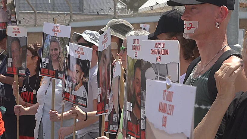 B3 11 01 19 Frame 17400