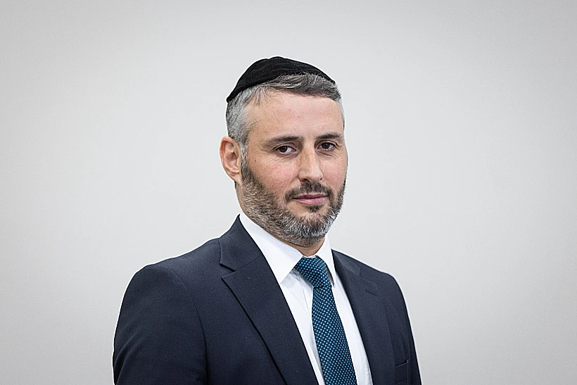 השר חיים ביטון