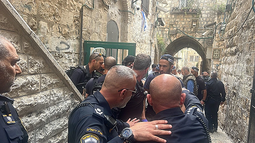 כוחות משטרה בזירת הפיגוע