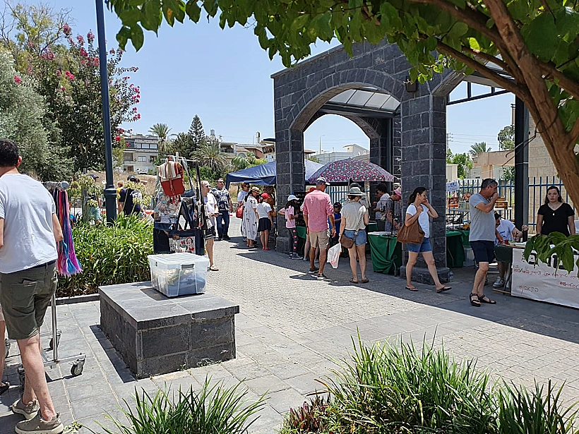 שוק האיכרים בכפר כמא