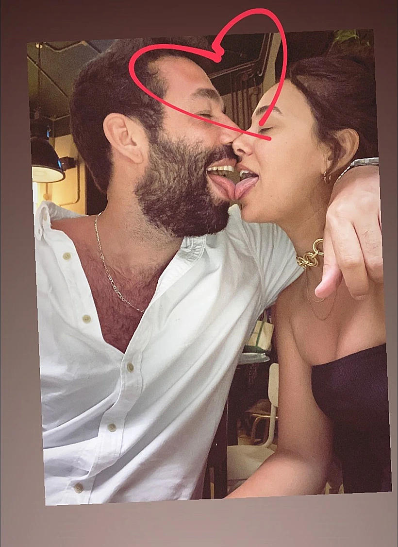 מאי גריאני, רביד פלוטניק