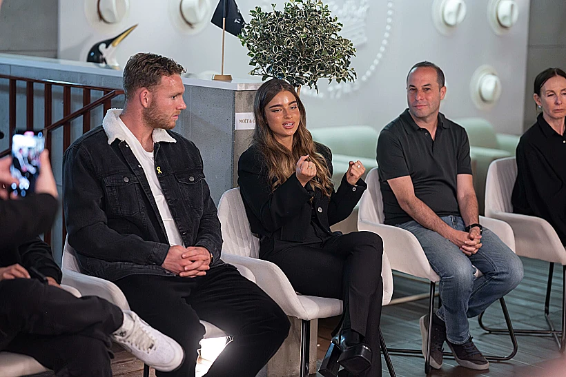 נועה קירל, דניאל פרץ