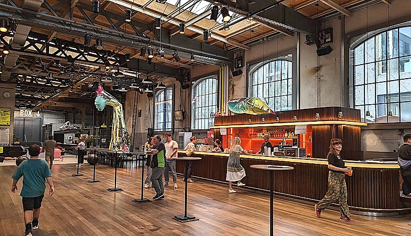 מרכז תרבות ואמנויות הבמה Schiffbau בציריך