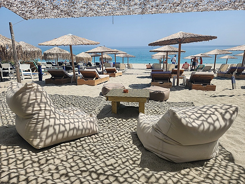 החוף של חורפטו יוון