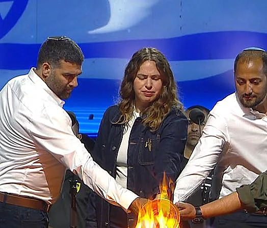 הרבש"צים וחברי כיתות הכוננות השיאו משואה: "שלא יצטרכו אותנו יותר"