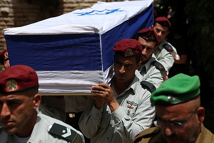 הלווייתו של רס"ן גל בן שבת בבית העלמין בנתניה