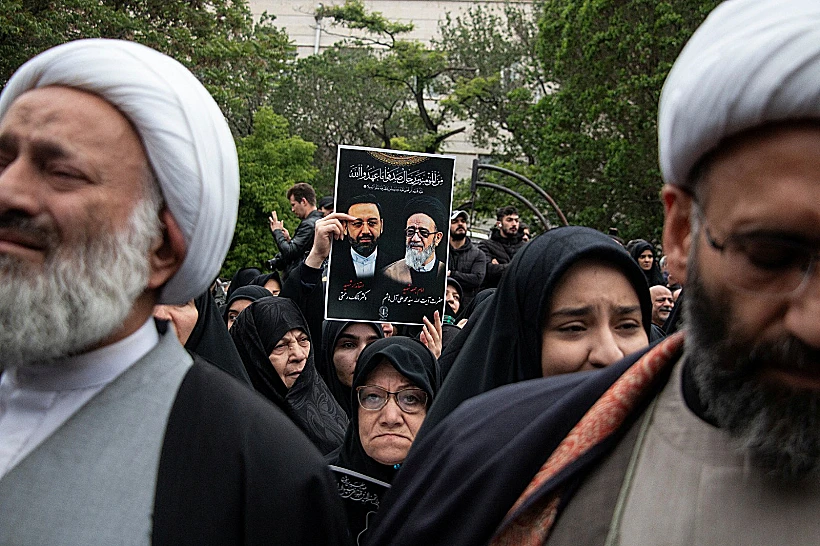 תהלוכה לזכרו של נשיא איראן ראיסי