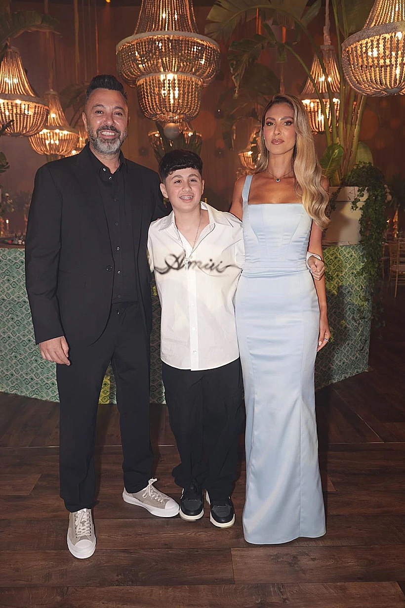 חתני האירוע, ספיר וליאור נרקיס עם בנם אליה