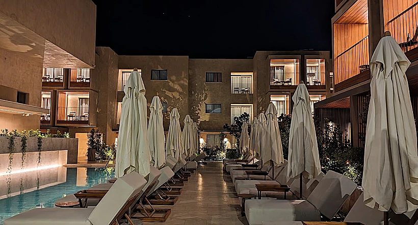 M בוטיק הוטל פאפוס