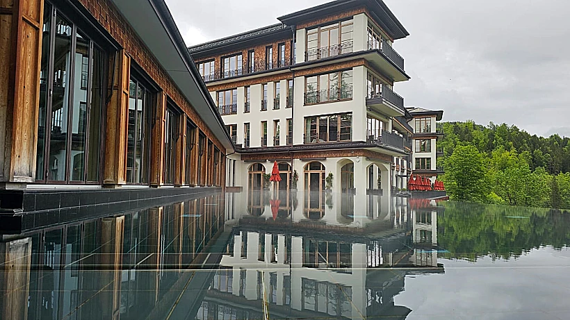 ריזורט שלוס אלמאו גרמניה